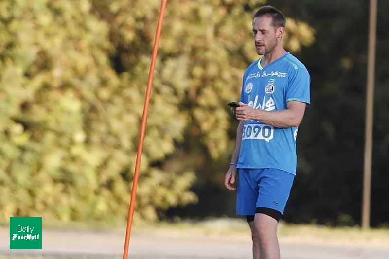 احتمال بازگشت استیو جونز به استقلال