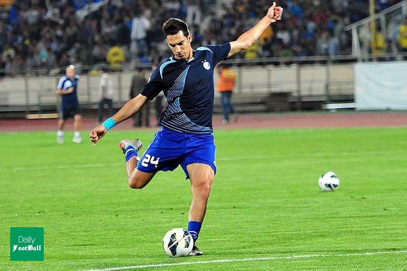 مهاجم سابق استقلال و پرسپولیس به بادران پیوست