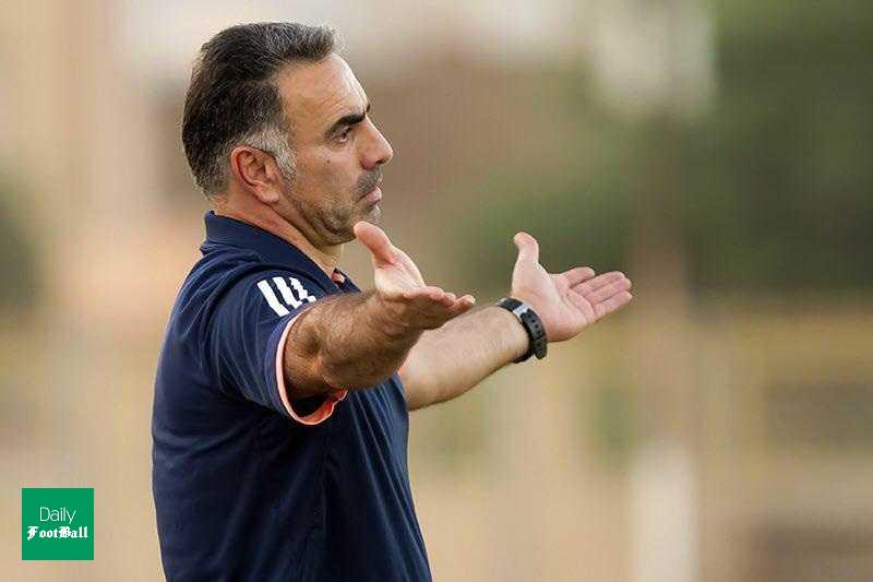 سرمربی استقلالی برکنار شد