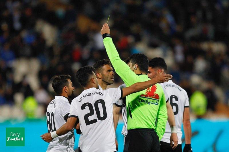 پنالتی نفت مسجدسلیمان مقابل استقلال سوخت؟