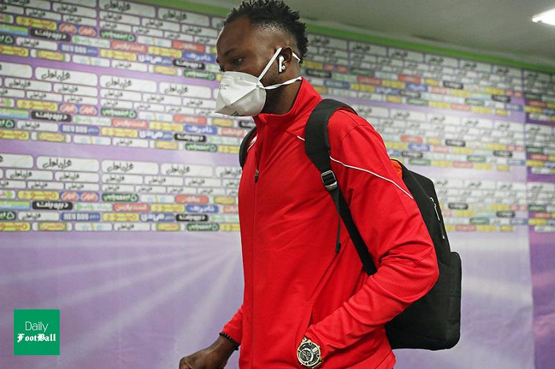 اوساگونا در راه نیجریه