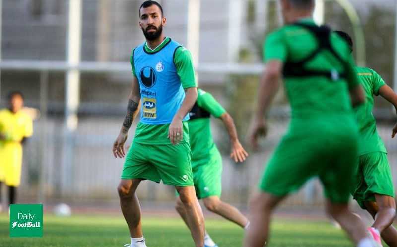 روزبه چشمی به دربی 90 می رسد؟