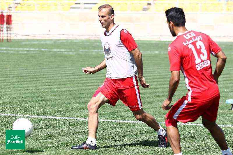 سیدجلال زوج کنعانی زادگان در بازی پرسپولیس و شهر خودرو