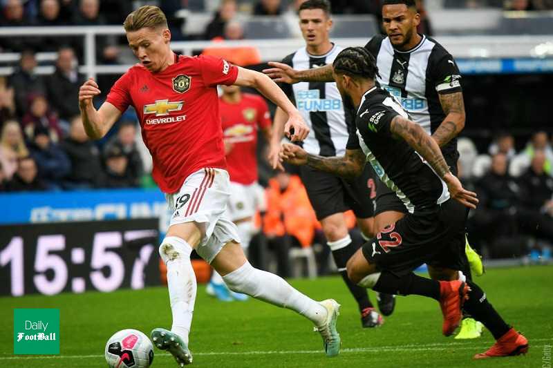 نتیجه بازی منچستریونایتد و نیوکاسل/ شکست منچستر در خانه نیوکاسل