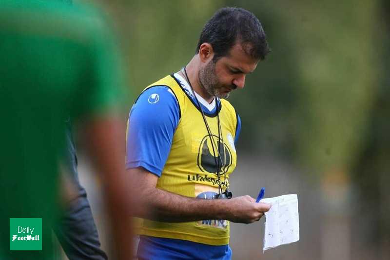 جلسه مهم استراماچونی با ستاره های استقلال + عکس