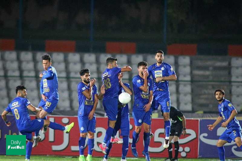 مقایسه عملکرد شفر و استراماچونی در استقلال