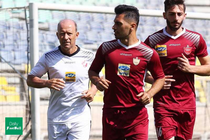 حضور برادر مهاجم جنجالی در تمرین پرسپولیس