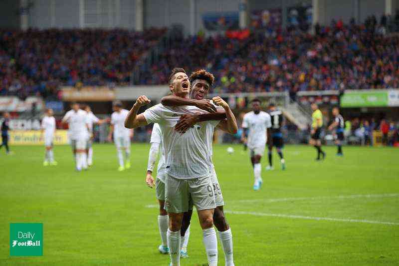 نتیجه بازی بایرن مونیخ و پادربورن | بایرن صدرنشین شد