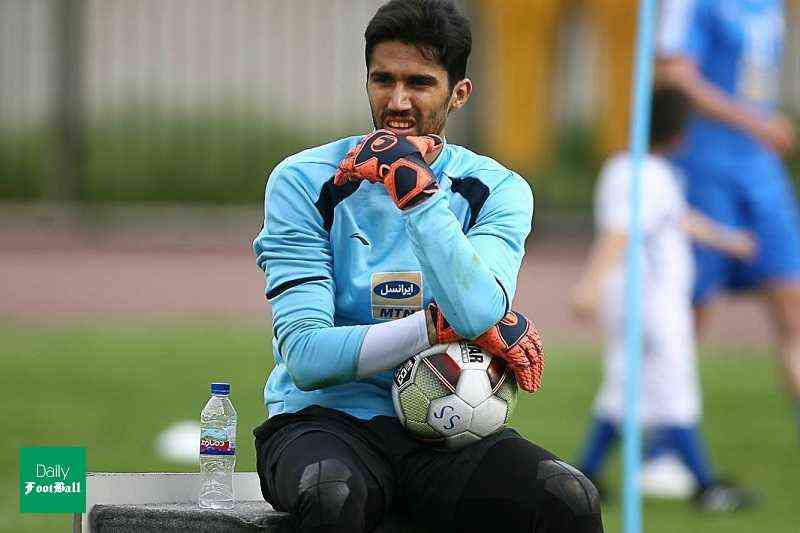 وضعیت حسین حسینی برای بازی استقلال و گل ریحان