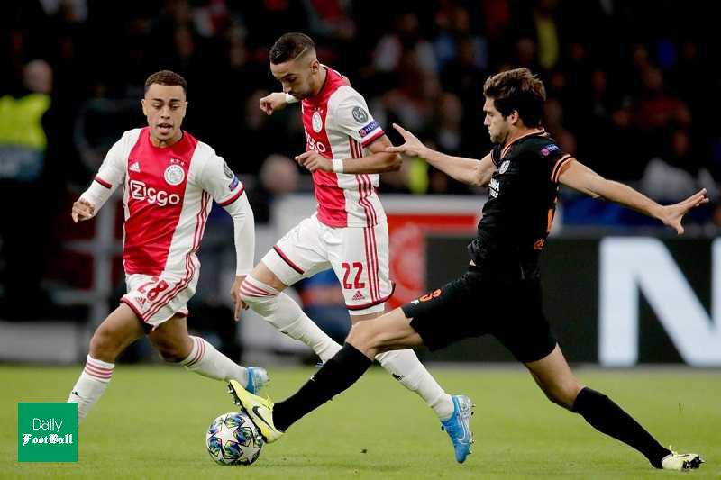 پخش زنده بازی آژاکس و چلسی از رادیو ورزش با گزارشگری یک زن