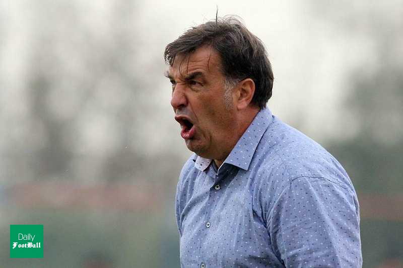 اولین سرمربی خارجی شاهین وارد بوشهر شد