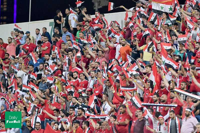 توهین هواداران عراق به سرود ملی ایران