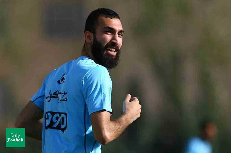 روزبه چشمی به بازی تراکتور می رسد