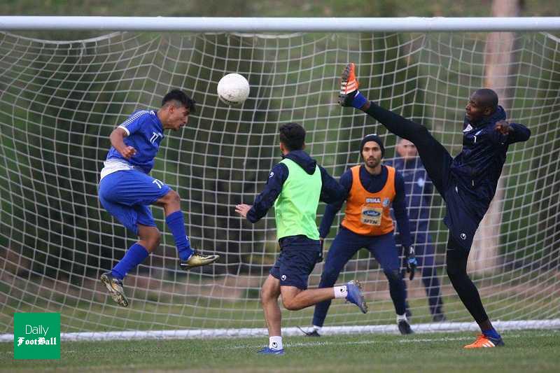 مهدی قائدی مصدوم شد