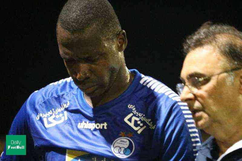 ستاره گلزن استقلال به قلب کرونا رفت