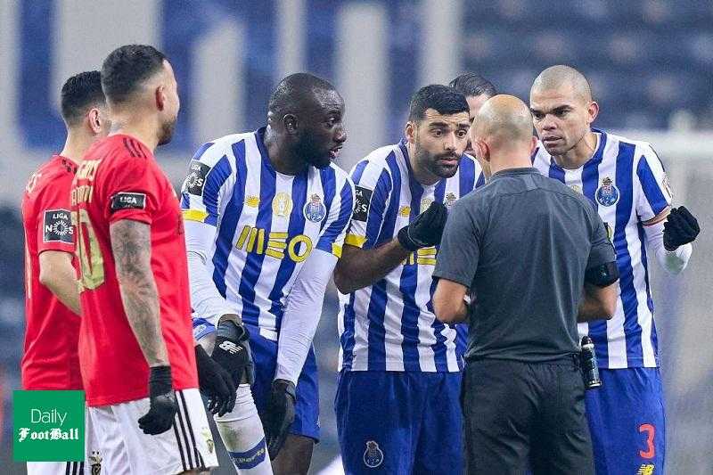 حمله کاربران ایرانی به اینستاگرام داور بازی پورتو و بنفیکا پس از اخراج مهدی طارمی