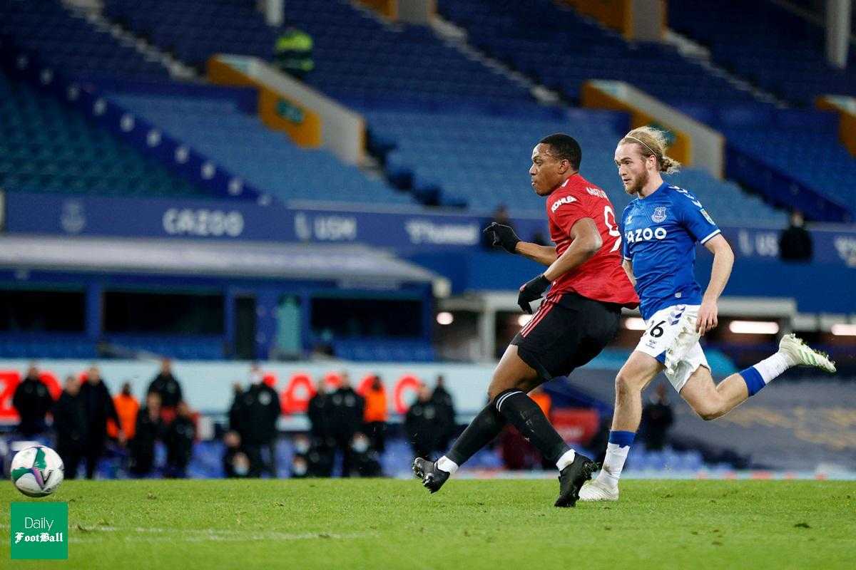 پخش زنده فوتبال| پخش زنده بازی منچستریونایتد و اورتون امشب چهارشنبه 3 دی 99