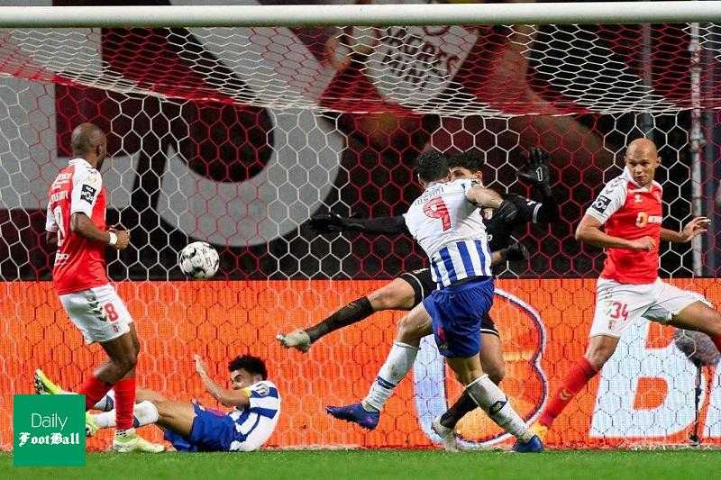 مهدی طارمی بهترین بازیکن بازی پورتو و براگا شد