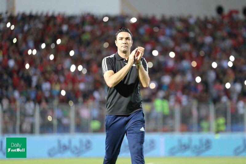 جواد نکونام در محاصره پرسپولیسی ها