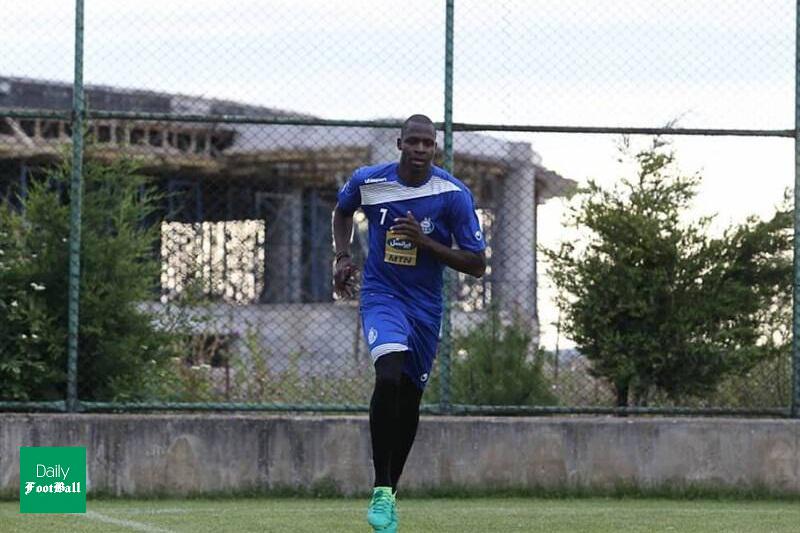 شیخ دیاباته به بازی استقلال و فولاد خوزستان می رسد؟