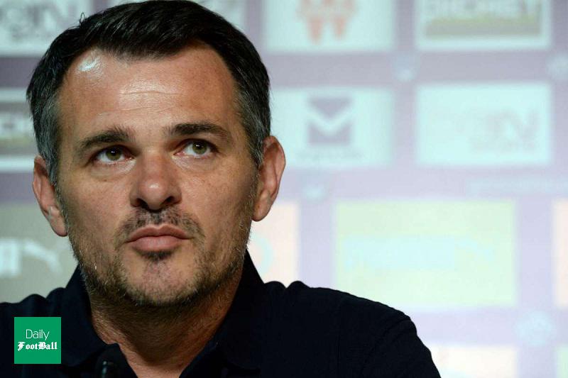 مذاکره فدراسیون فوتبال ایران با ویلی سانیول تکذیب شد