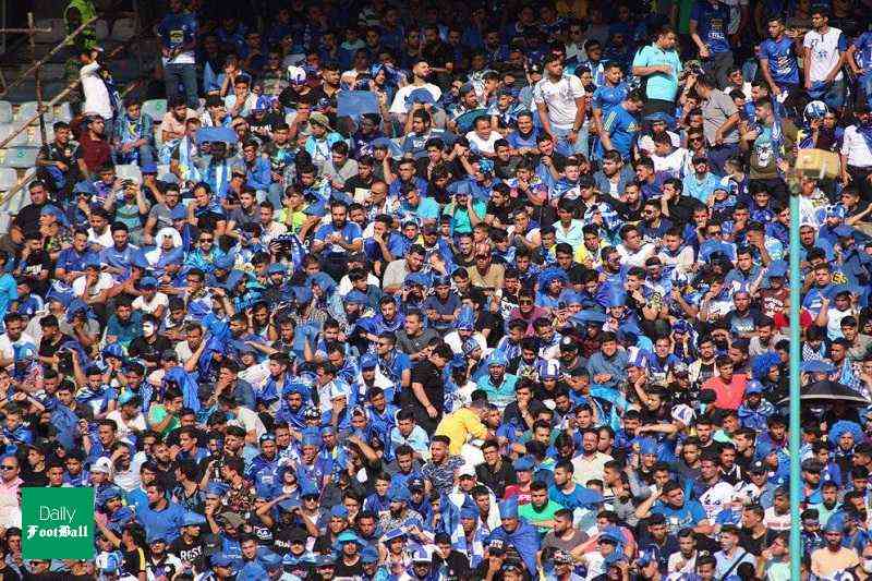 استقلال اینطور جای خالی هواداران را پر کرد