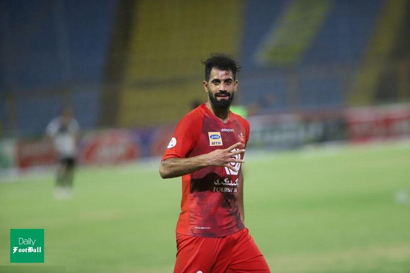 مدافع پرسپولیس آمادگی بدنی خود را به رخ کشید