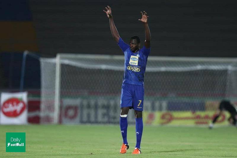 شیخ دیاباته به بازی استقلال و شهر خودرو می رسد؟