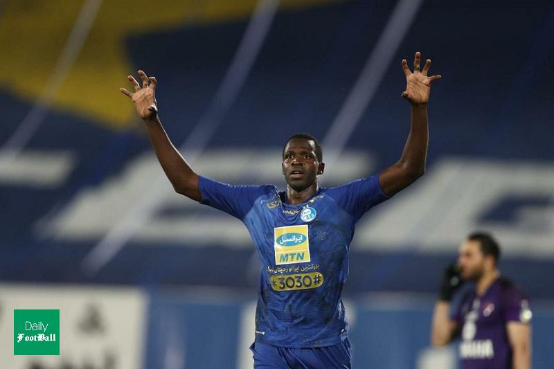 چرا شیخ دیاباته بعد از استراماچونی در استقلال ماند؟