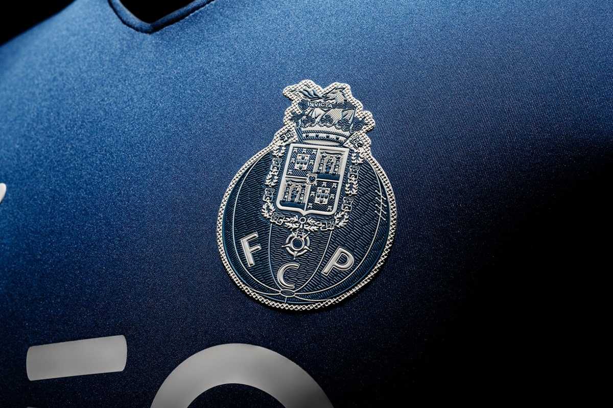 مهدی طارمی در ترکیب پورتو مقابل فابریل باریرو برای بازی امشب 1 آذر 99