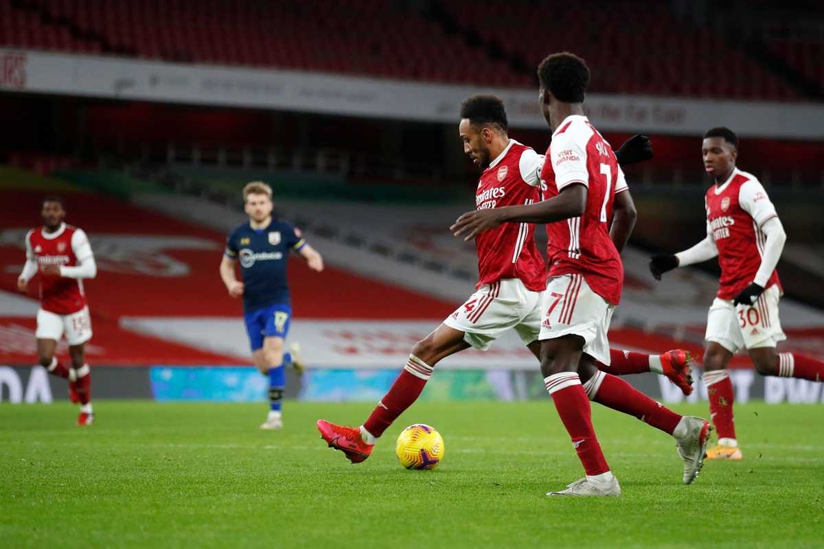 پخش زنده فوتبال| پخش زنده بازی آرسنال و ساوتهمپتون امشب چهارشنبه 26 آذر 99