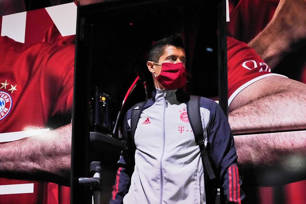 روبرت لواندوفسکی بهترین بازیکن فوتبال جهان (مرد سال فیفا) در سال 2020 شد