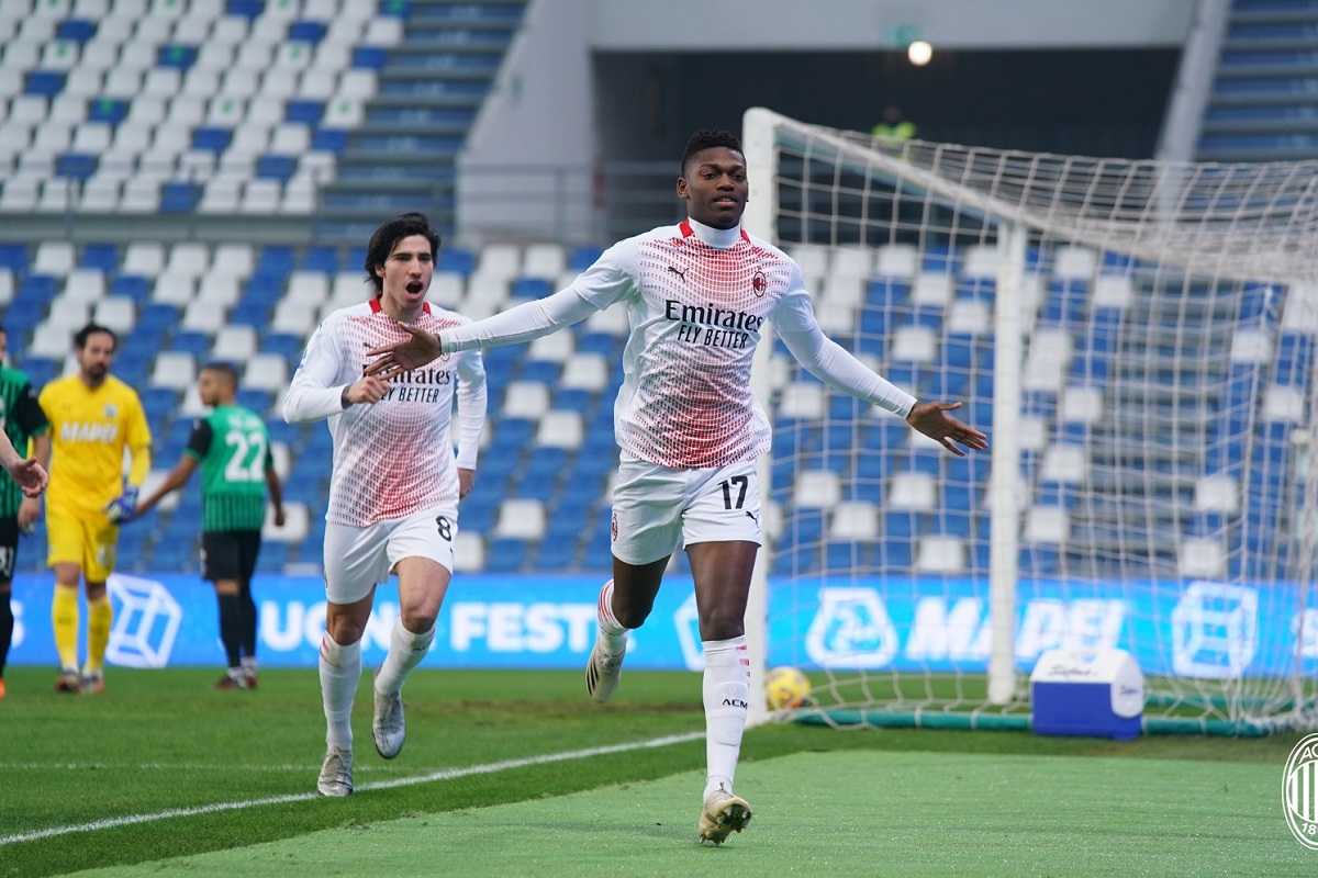 نتیجه بازی میلان و ساسولو| تداوم صدرنشینی آث میلان در سری آ