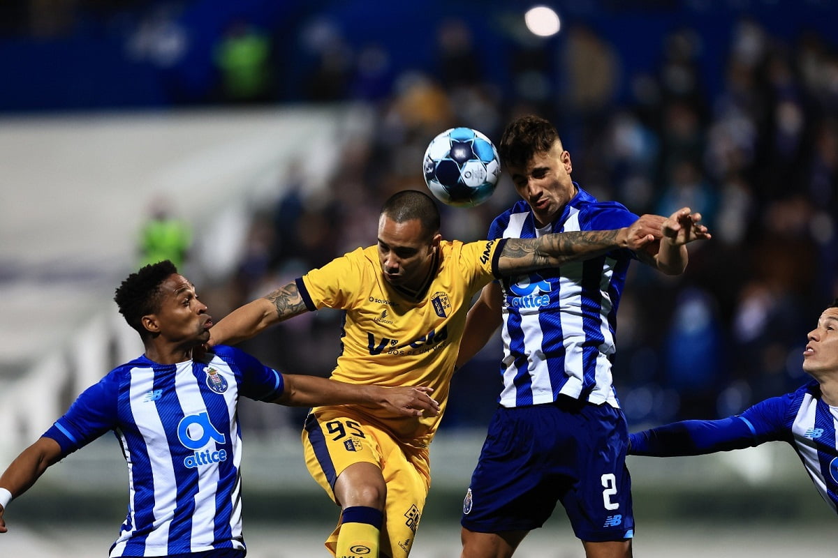 پخش زنده بازی پورتو و ویزلا امشب چهارشنبه 22 دی 1400