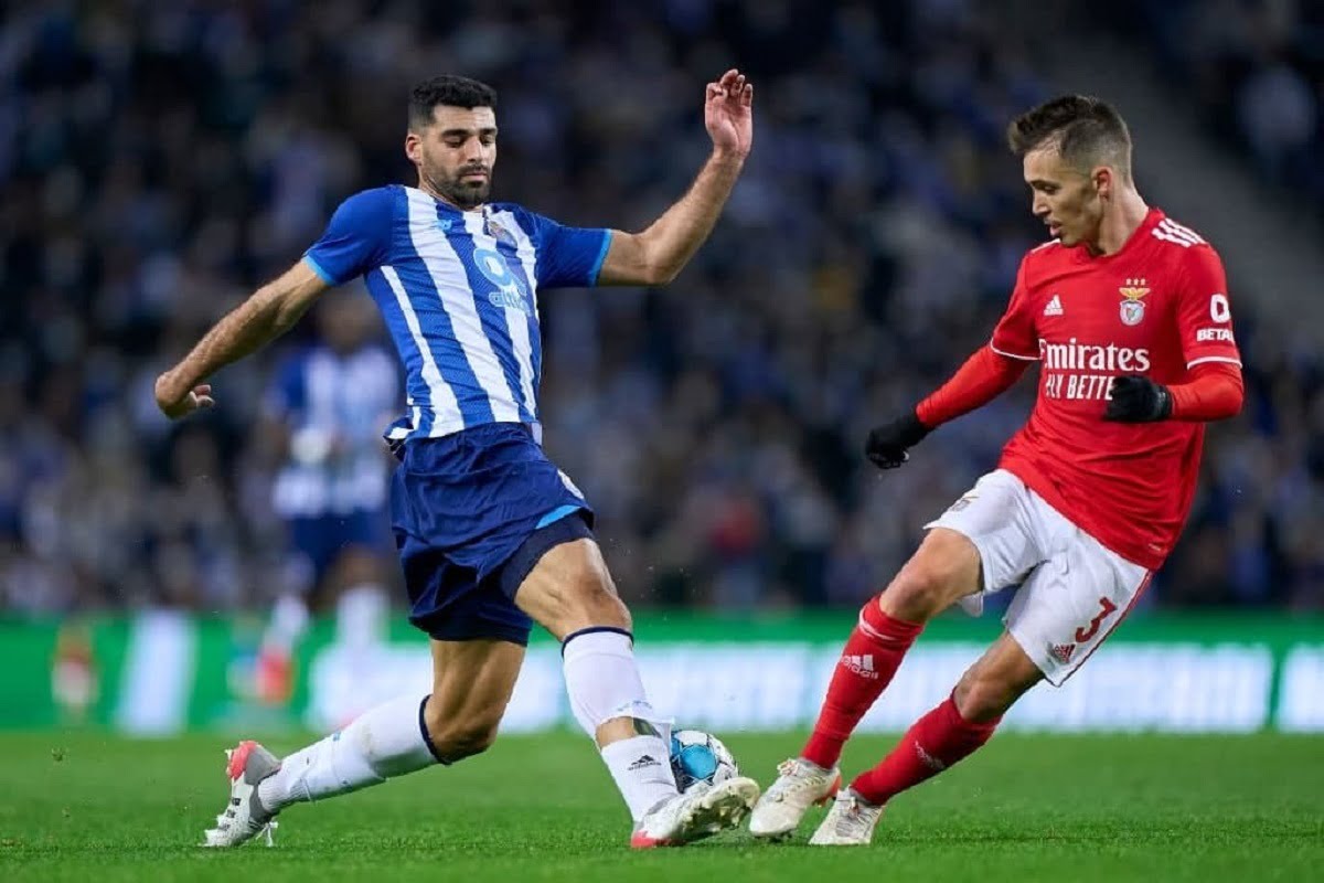 دروازه خالی و مهدی طارمی در بازی پورتو و بنفیکا