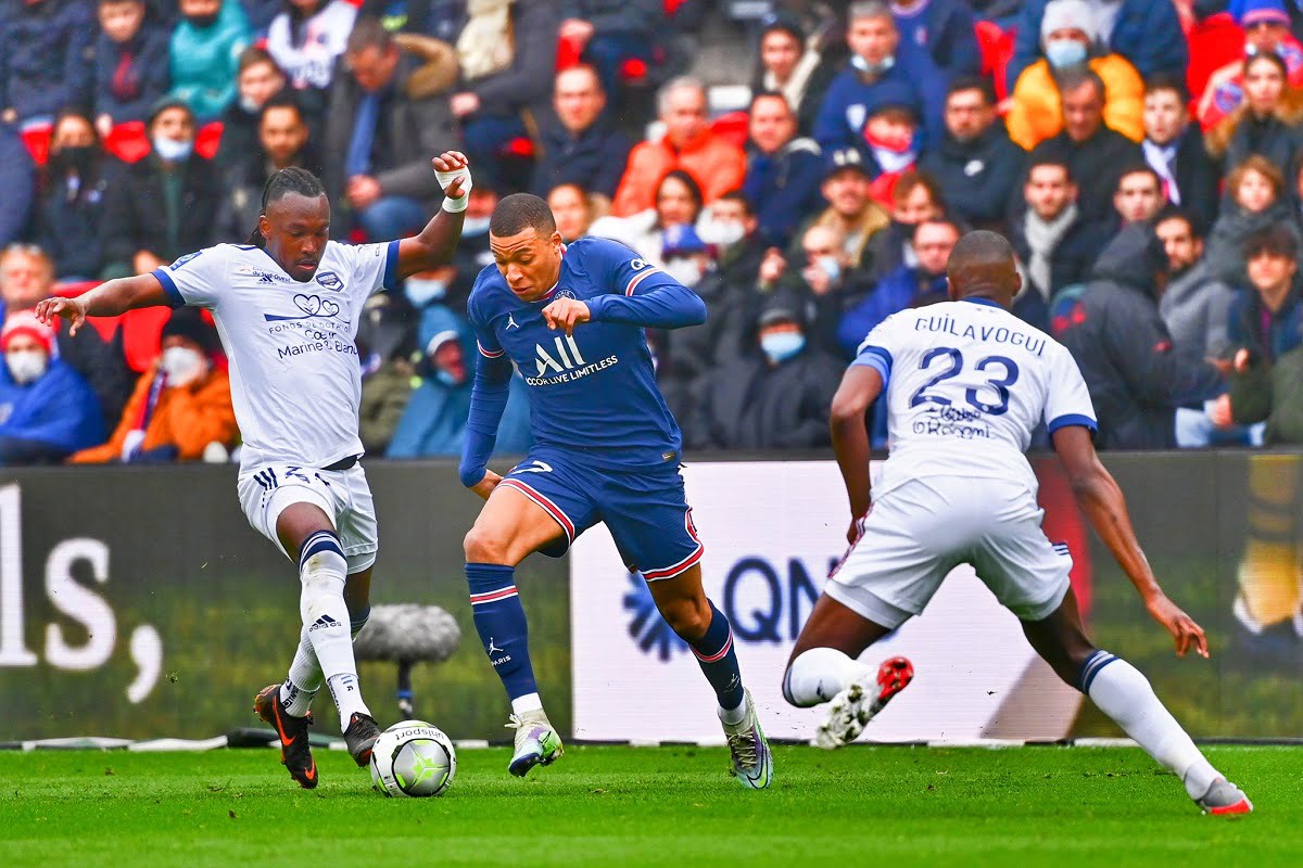 پخش زنده بازی پاری سن ژرمن و بوردو امروز یکشنبه 22 اسفند 1400