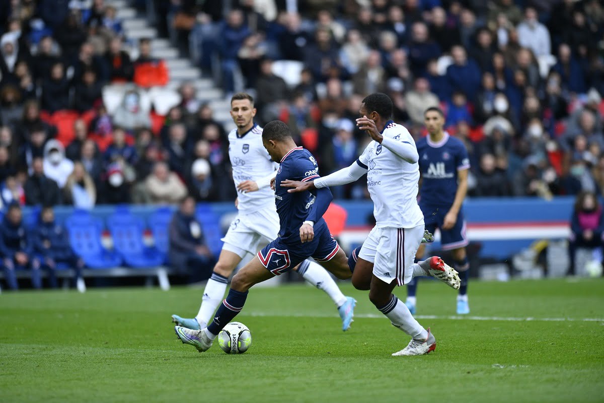 پخش زنده بازی پاری سن ژرمن و بوردو امروز یکشنبه 22 اسفند 1400