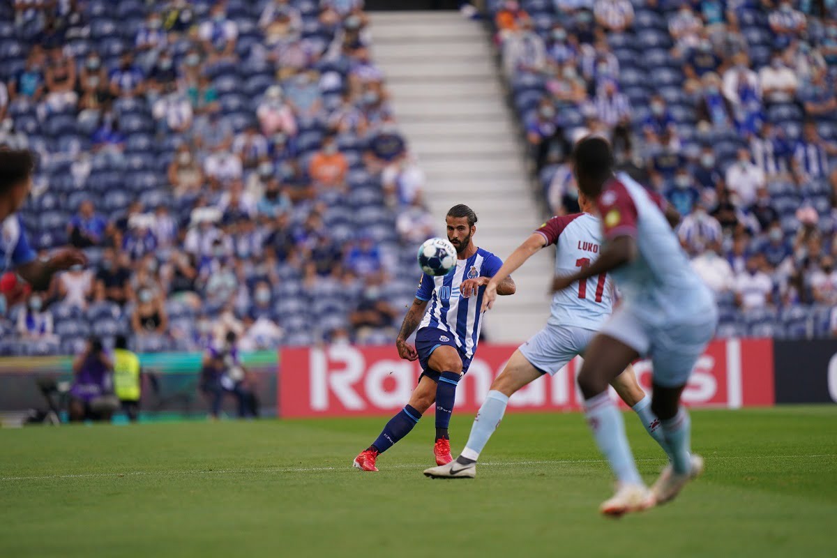 نتیجه بازی پورتو و بلننسس| پیروزی یاران مهدی طارمی در هفته اول لیگ پرتغال