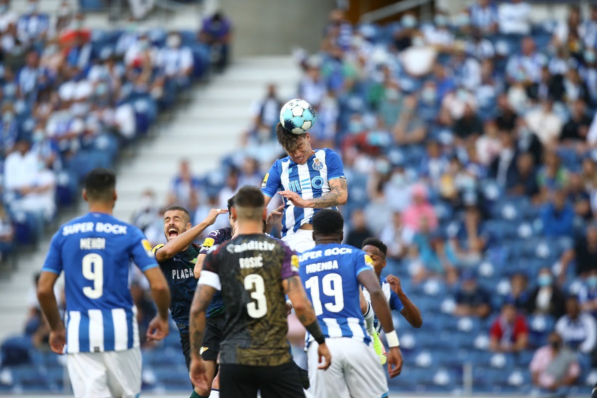 فیلم| خلاصه بازی پورتو و موریرنز دیشب یکشنبه 28 شهریور 1400