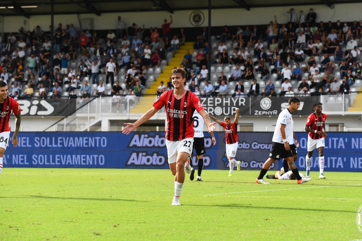 نتیجه بازی میلان و اسپتزیا| پیروزی آث میلان با گلزنی مالدینی