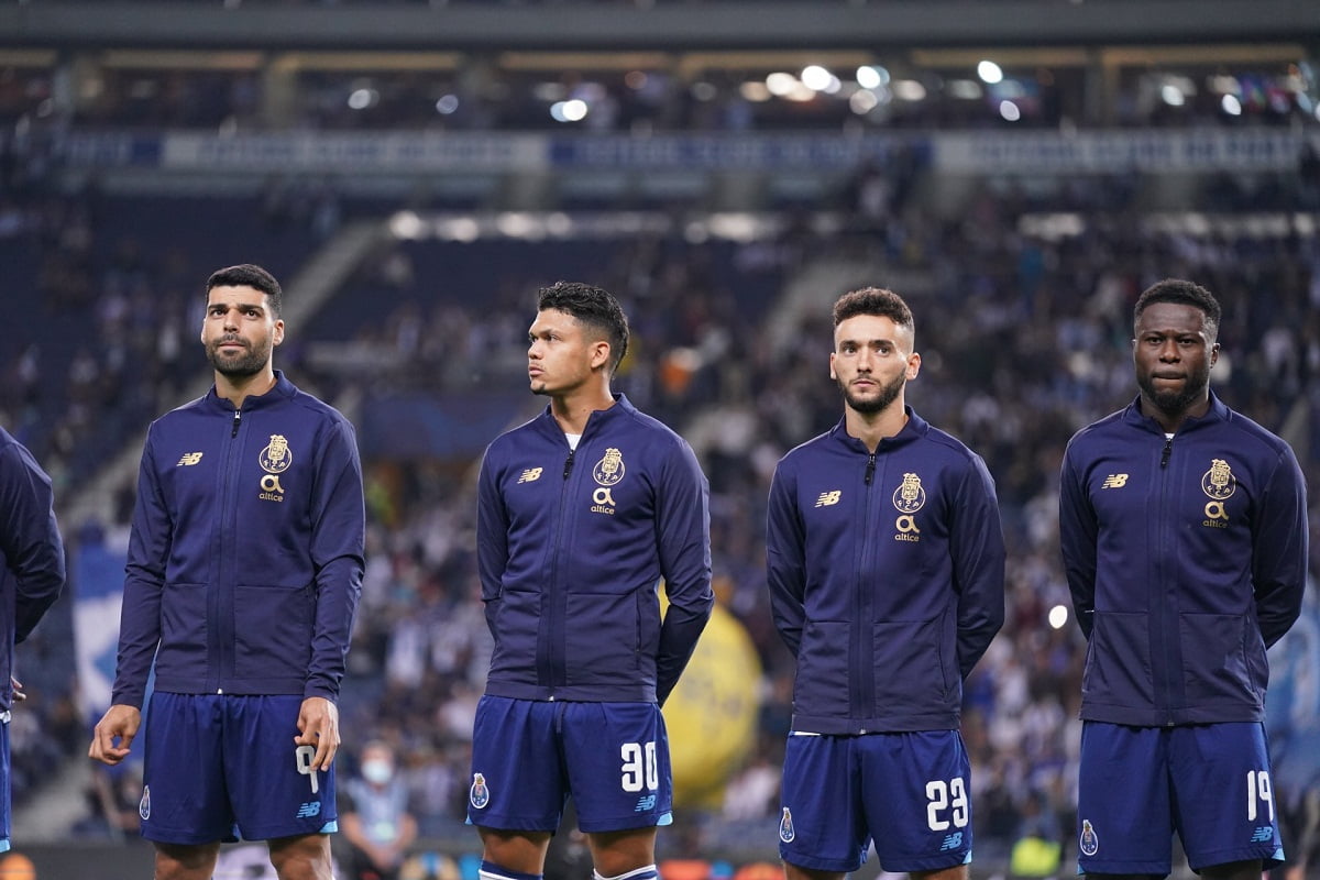 مهدی طارمی روی نیمکت پورتو مقابل سانتا کلارا برای بازی امشب 4 آبان 1400