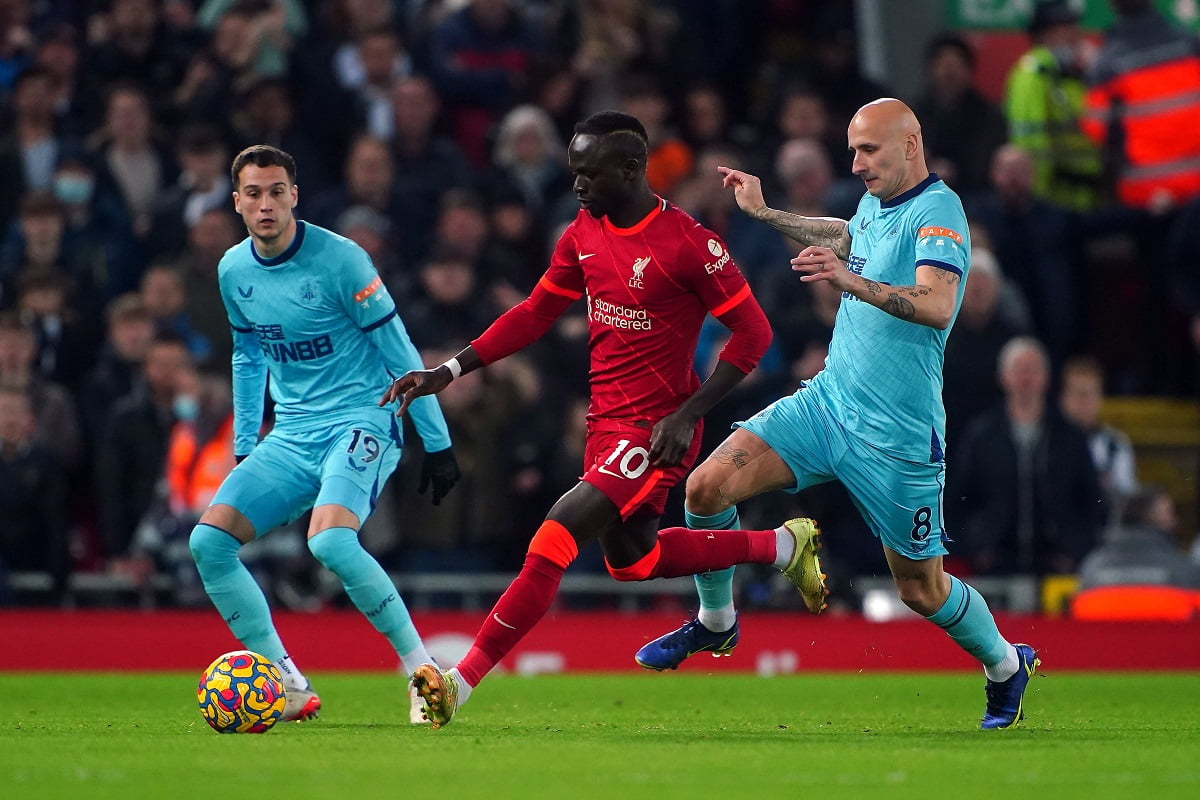 پخش زنده بازی لیورپول و نیوکاسل امشب پنجشنبه 25 آذر 1400