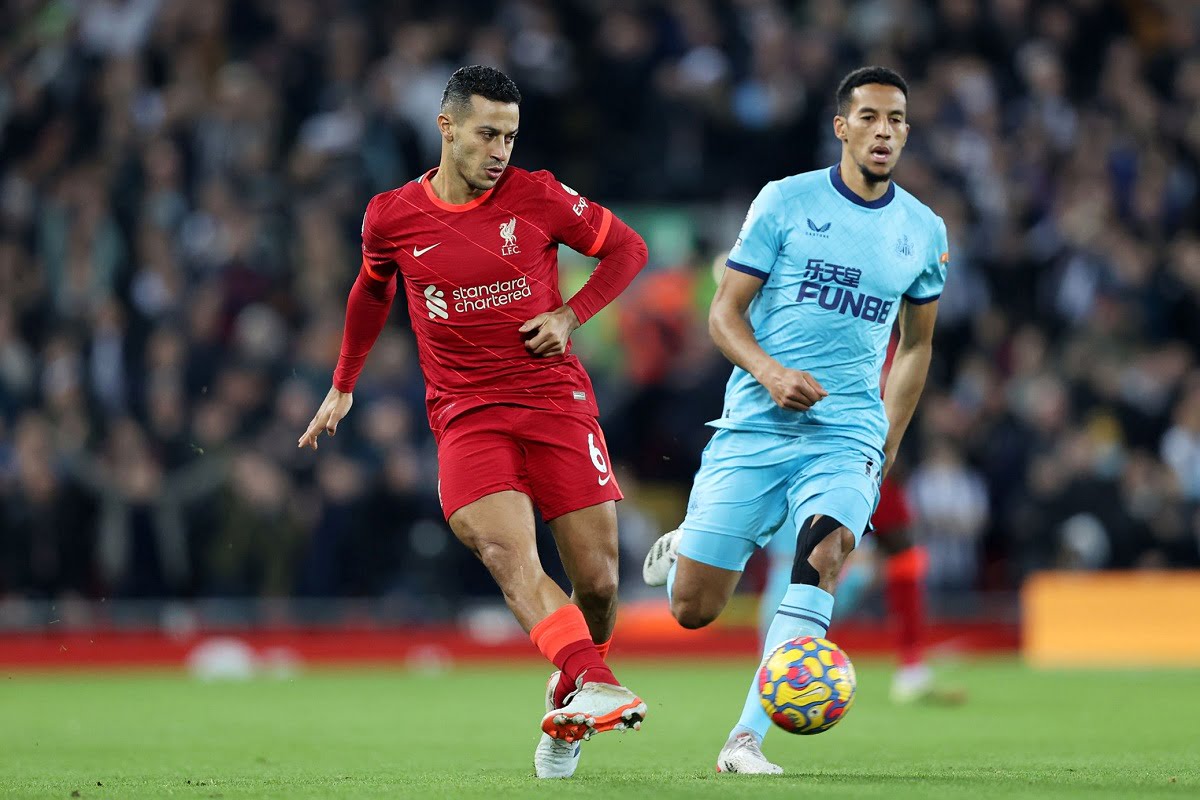 پخش زنده بازی لیورپول و نیوکاسل امشب پنجشنبه 25 آذر 1400