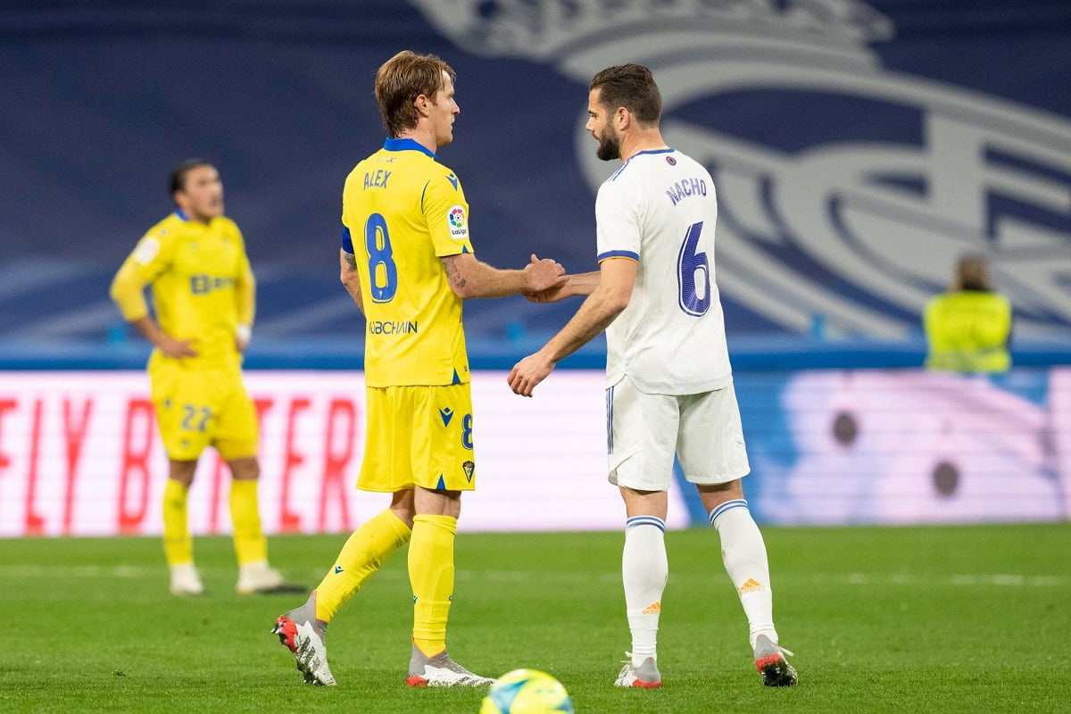 پخش زنده بازی رئال مادرید و کادیز امشب یکشنبه 28 آذر 1400