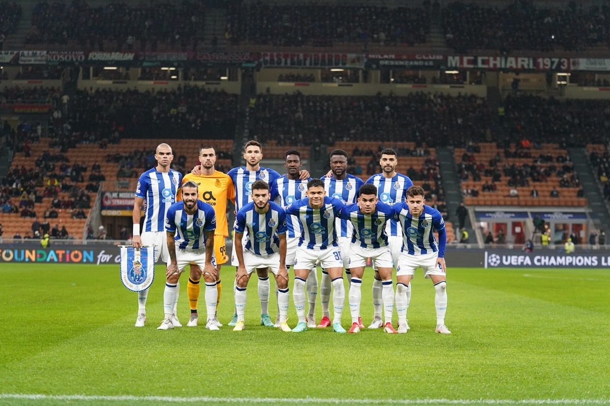 مهدی طارمی در ترکیب پورتو مقابل ویتوریا گیمارش برای بازی امشب 7 آذر 1400