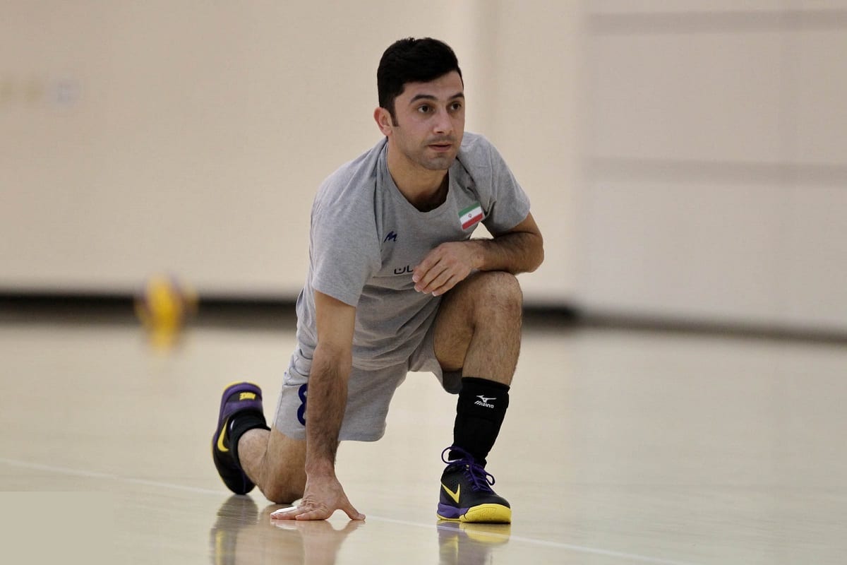 عکس| هتک حرمت حضرت زهرا (س) توسط علی کریمی؛ توهین به اصل اسلام پس از شکست پروژه براندازی نظام اسلامی