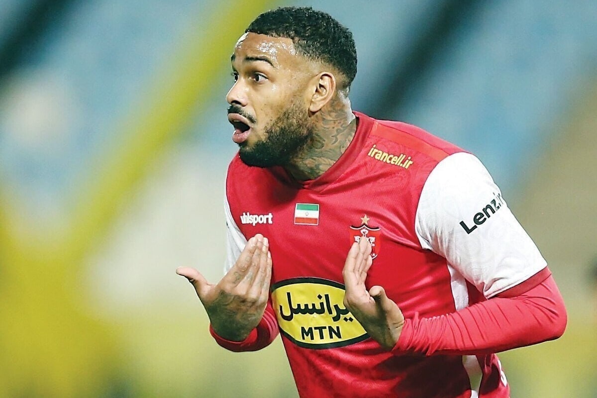 یورگن لوکادیا مهاجم سابق پرسپولیس در رادار بارسلونا