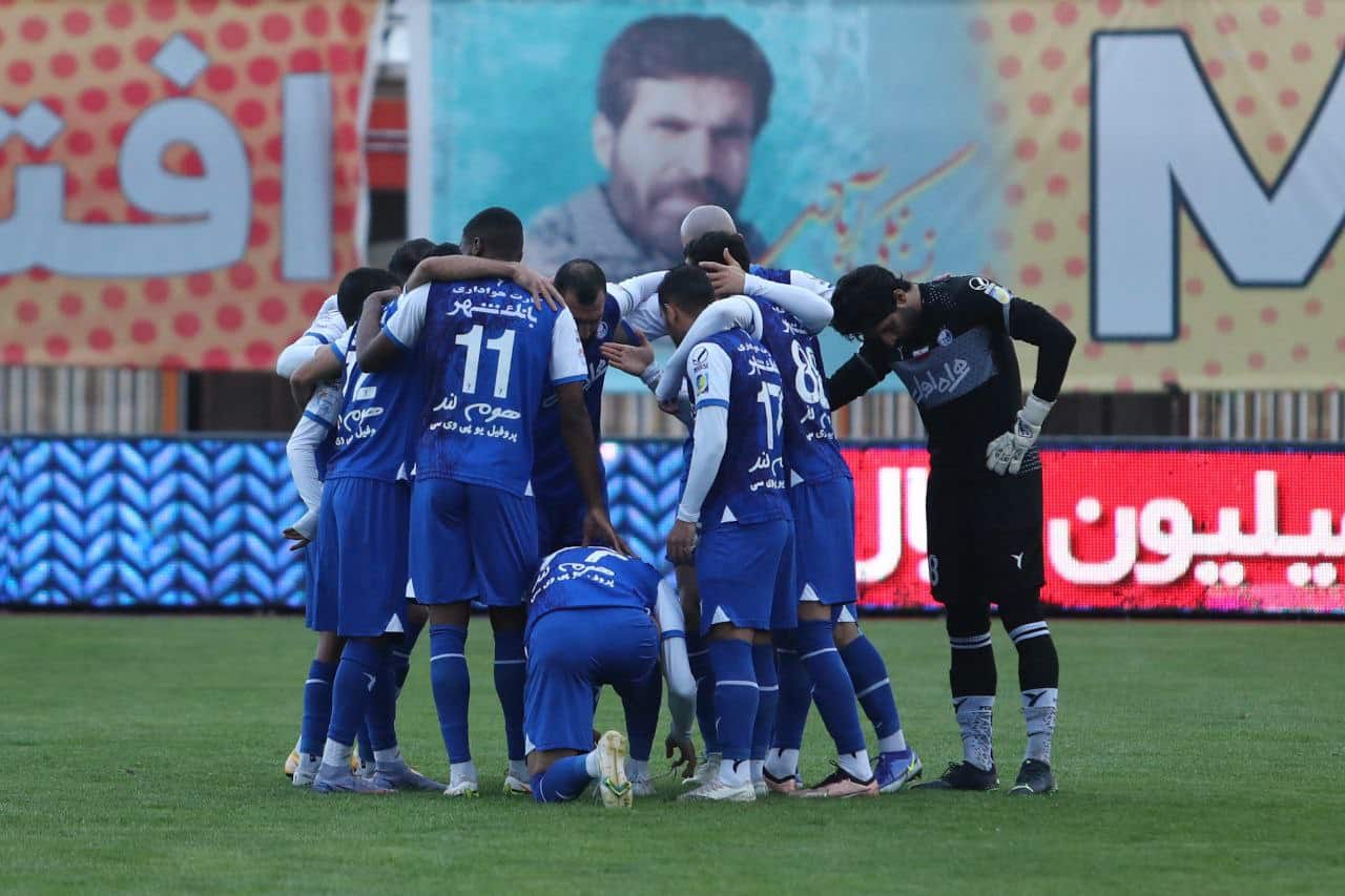 ساعت بازی استقلال و نفت مسجدسلیمان امروز سه شنبه 18 بهمن 1401