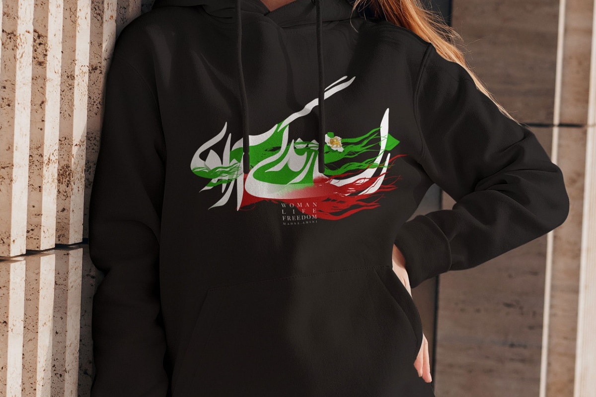 فیلم| کودتای بچه پولدارها؛ استفاده از دختر بی حجاب برای تبلیغ پاساژ طلا و جواهر الماس کریم خان