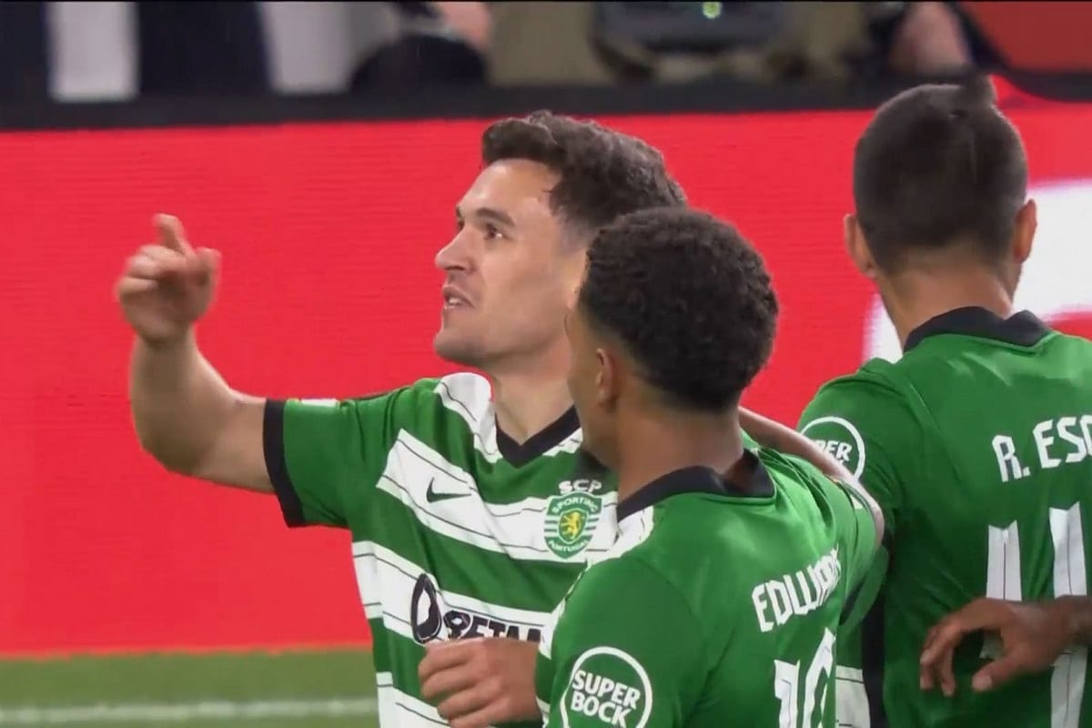 فیلم| سوپرگل از وسط زمین؛ آرسنال اینطور جریمه شد